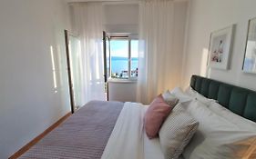Seaview Apartment With Balcony And Terrace Barac